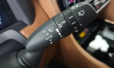 Toyota Alphard 2024, 7015 км, за 70192.62 USD - фото 28