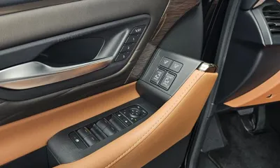 Toyota Alphard 2024, 7015 км, за 70192.62 USD - фото 29