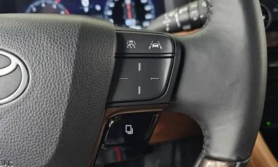 Toyota Alphard 2024, 7015 км, за 70192.62 USD - фото 31