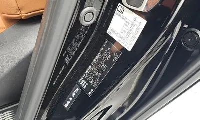 Toyota Alphard 2024, 7015 км, за 70192.62 USD - фото 35