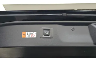 Toyota Alphard 2024, 7015 км, за 70192.62 USD - фото 36
