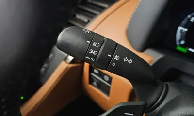 Toyota Alphard 2024, 7015 км, за 70192.62 USD - фото 37