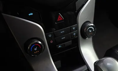 ChevroletGMDaewoo Cruze 2016, 142950 км, за 1936.46 USD - фото 18