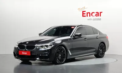 BMW 5-Series · 2018 год