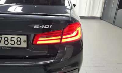 BMW 5-Series 2018, 61361 км, за 25631.04 USD - фото 23