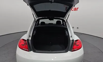 Volkswagen Beatle 2015, 127271 км, за 7079.24 USD - фото 20
