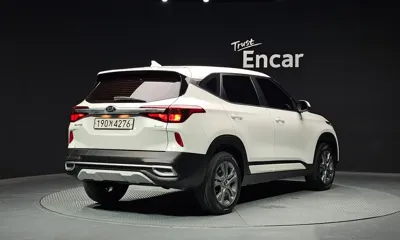 Kia Seltos 2021, 71072 км, за 10679.16 USD