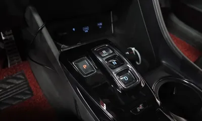 Hyundai Sonata 2021, 81496 км, за 14444.29 USD - фото 9