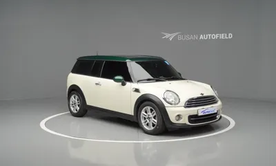 MINI Clubman 2013, 130000 км, за 3964.32 USD