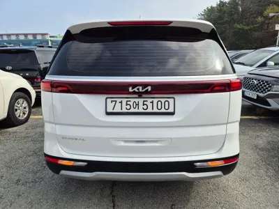 Kia Canival 2023, 48670 км, за 17592.23 USD