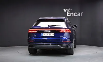 Audi Q8 2022, 43800 км, за 44169.4 USD