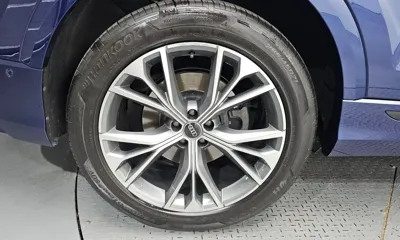 Audi Q8 2022, 43800 км, за 44169.4 USD