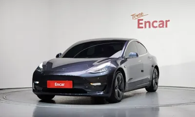 Tesla Model 3 · 2020 год