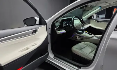Hyundai Grandeur 2023, 75635 км, за 17133.56 USD - фото 10