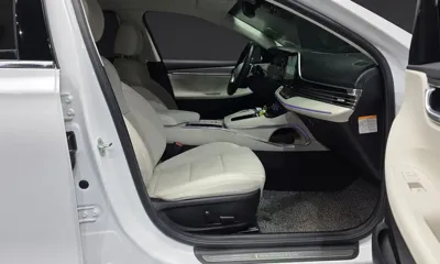 Hyundai Grandeur 2023, 75635 км, за 17133.56 USD - фото 26