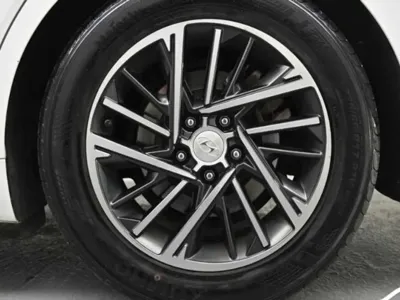 Hyundai Grandeur 2021, 79190 км, за 14970.37 USD