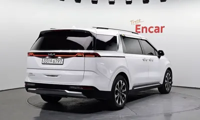 Kia Canival 2021, 70805 км, за 17152.3 USD