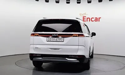 Kia Canival 2021, 70805 км, за 17152.3 USD