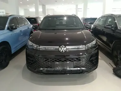 Volkswagen Tiguan L 2024, 54200 км, за 21526.95 USD