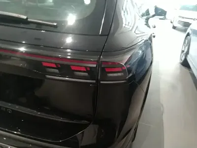 Volkswagen Tiguan L 2024, 54200 км, за 21526.95 USD - фото 8