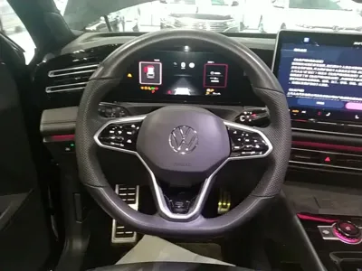 Volkswagen Tiguan L 2024, 54200 км, за 21526.95 USD - фото 11