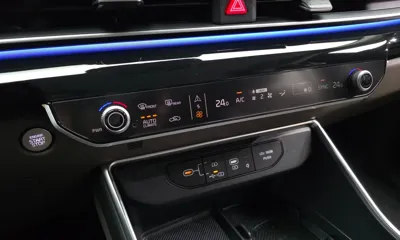 Kia Canival 2025, 10190 км, за 29473.55 USD - фото 31