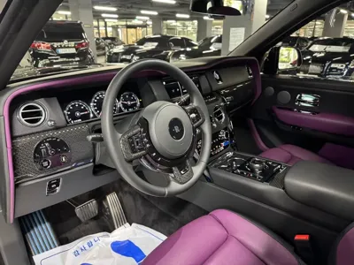 Rolls-Royce Cullinan 2021, 37400 км, за 276841.72 USD