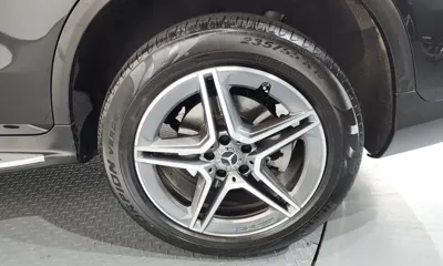 Mercedes-Benz GLC-Class 2022, 55800 км, за 32044.93 USD