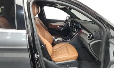 Mercedes-Benz GLC-Class 2022, 55800 км, за 32044.93 USD - фото 11
