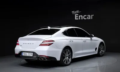 Genesis G70 2023, 32790 км, за 22687.37 USD