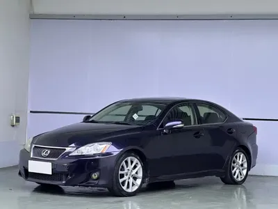 Lexus IS · 2011 год