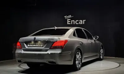 Hyundai Equus 2010, 181335 км, за 2582.78 USD