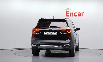 Kia Seltos 2020, 64126 км, за 11661.24 USD
