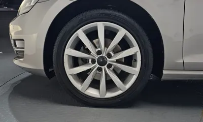 Volkswagen Golf 2015, 95702 км, за 5665.17 USD
