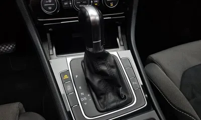 Volkswagen Golf 2015, 95702 км, за 5665.17 USD - фото 9
