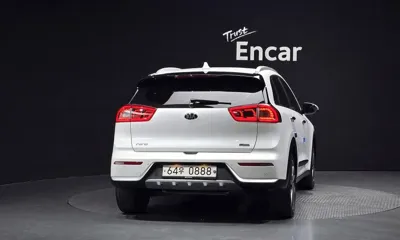 Kia Niro 2017, 88473 км, за 9321.26 USD