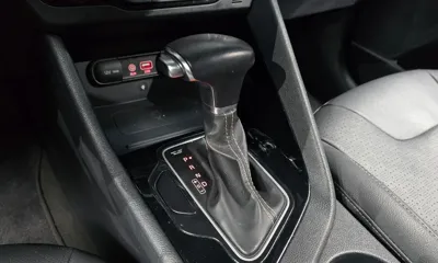 Kia Niro 2017, 88473 км, за 9321.26 USD - фото 9