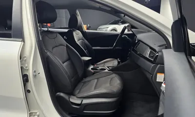 Kia Niro 2017, 88473 км, за 9321.26 USD - фото 10