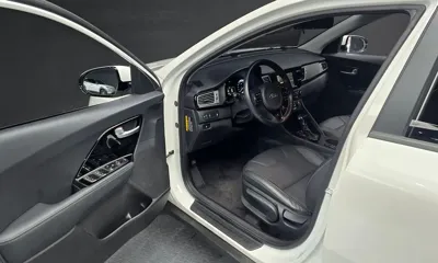 Kia Niro 2017, 88473 км, за 9321.26 USD - фото 11
