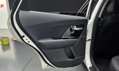 Kia Niro 2017, 88473 км, за 9321.26 USD - фото 25
