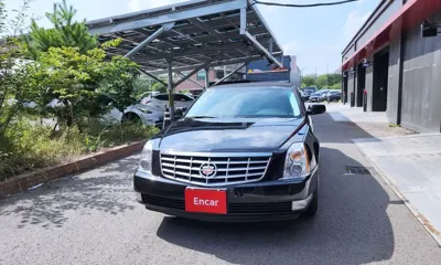 Cadillac DTS 2008, 17965 км, за 18392.01 USD