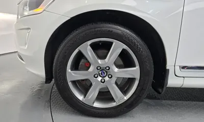 Volvo XC60 2014, 147965 км, за 7944.26 USD
