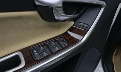 Volvo XC60 2014, 147965 км, за 7944.26 USD - фото 18