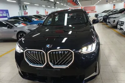 BMW X3 2025, 1900 км, за 49125 USD