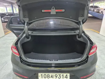 Hyundai Grandeur 2019, 135000 км, за 8143.33 USD - фото 12