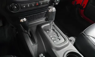 Jeep Wrangler 2017, 60009 км, за 16742.68 USD - фото 9