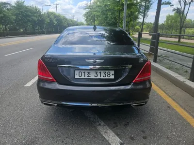 Genesis EQ900