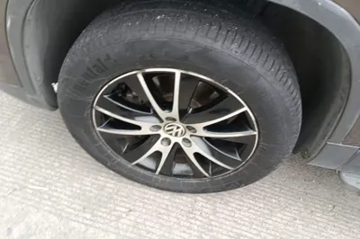 Volkswagen Tiguan 2013, 106600 км, за 6803 USD - фото 10