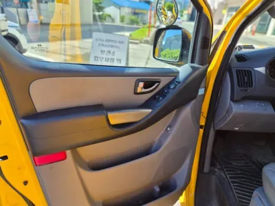 Hyundai Starex 2015, 83133 км, за 4883.76 USD - фото 17
