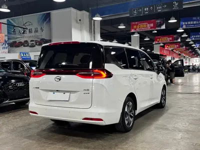 GAC Motor Trumpchi M6 2021, 130000 км, за 8975.69 USD
